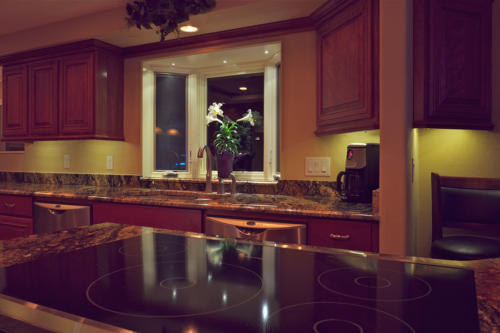 Kitchen Lighting: Dimmable  LED Under Cabinet Lighting