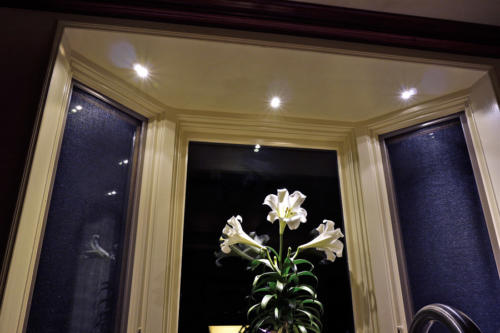 LED Down Lights: elegant recessed lighting for bay window.